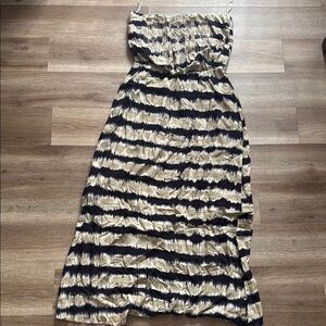 Solitaire tube maxi dress